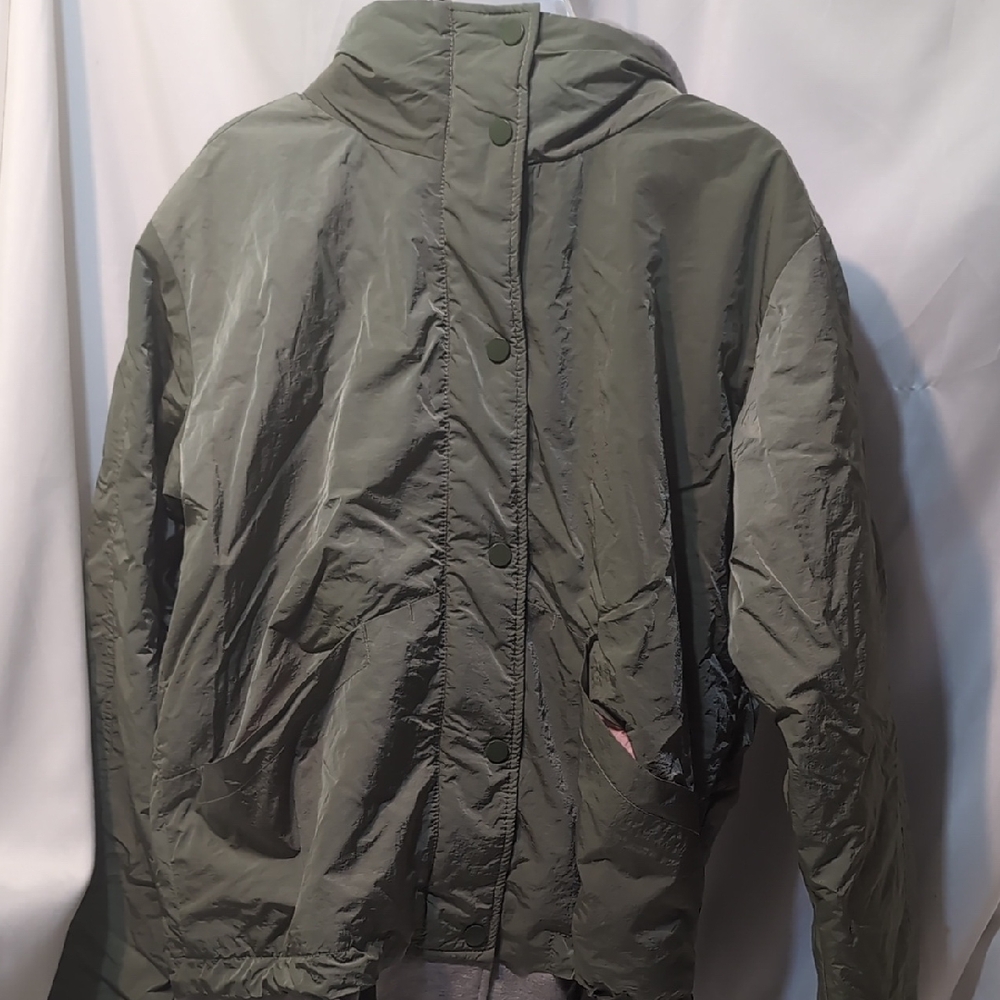 Women's Green Bench Love My Hood Jacket Size Small NWT